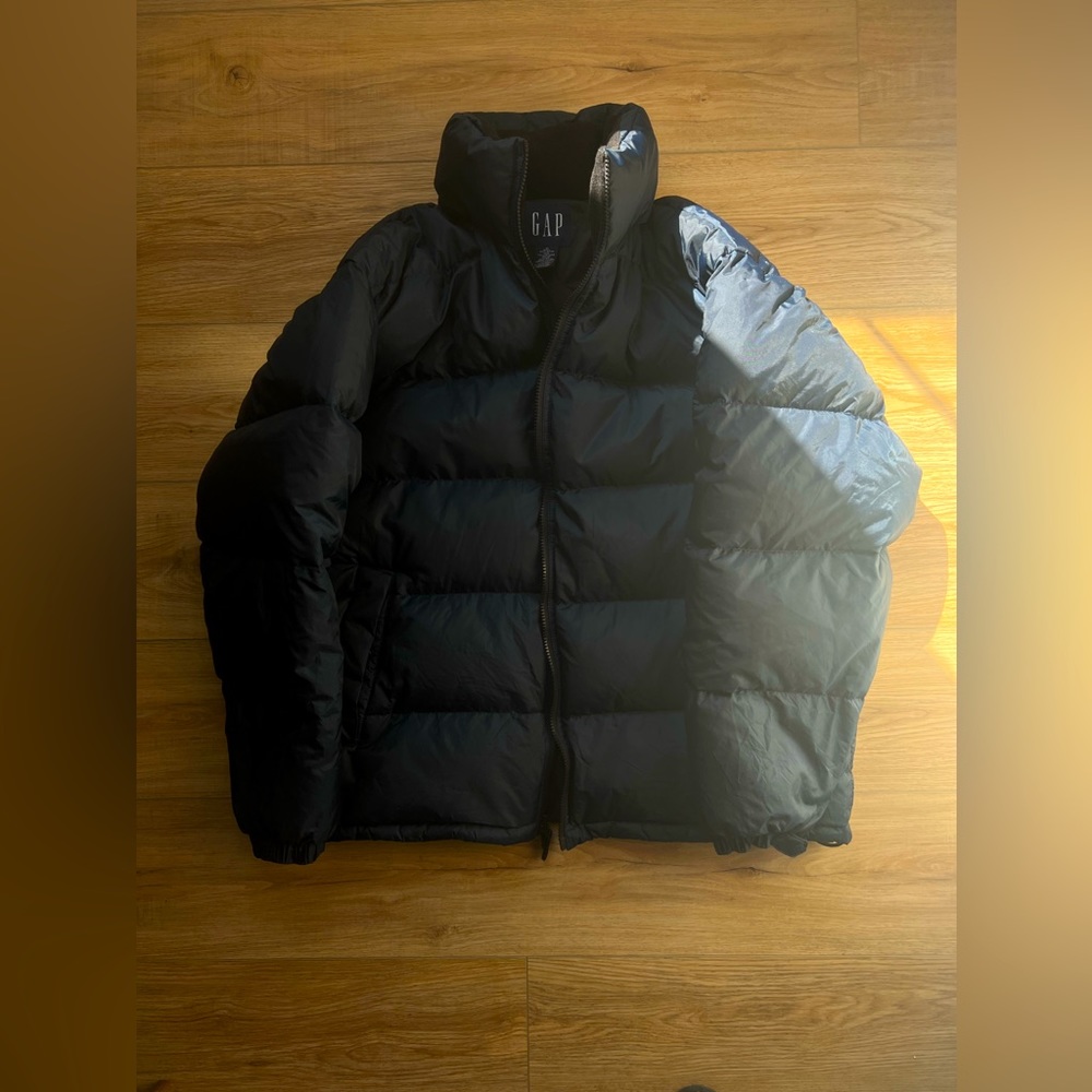 GAP Vintage Puffer Down Jacket